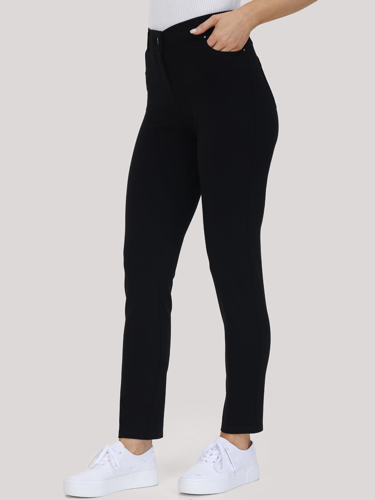 Five Pockets Skinny Pants