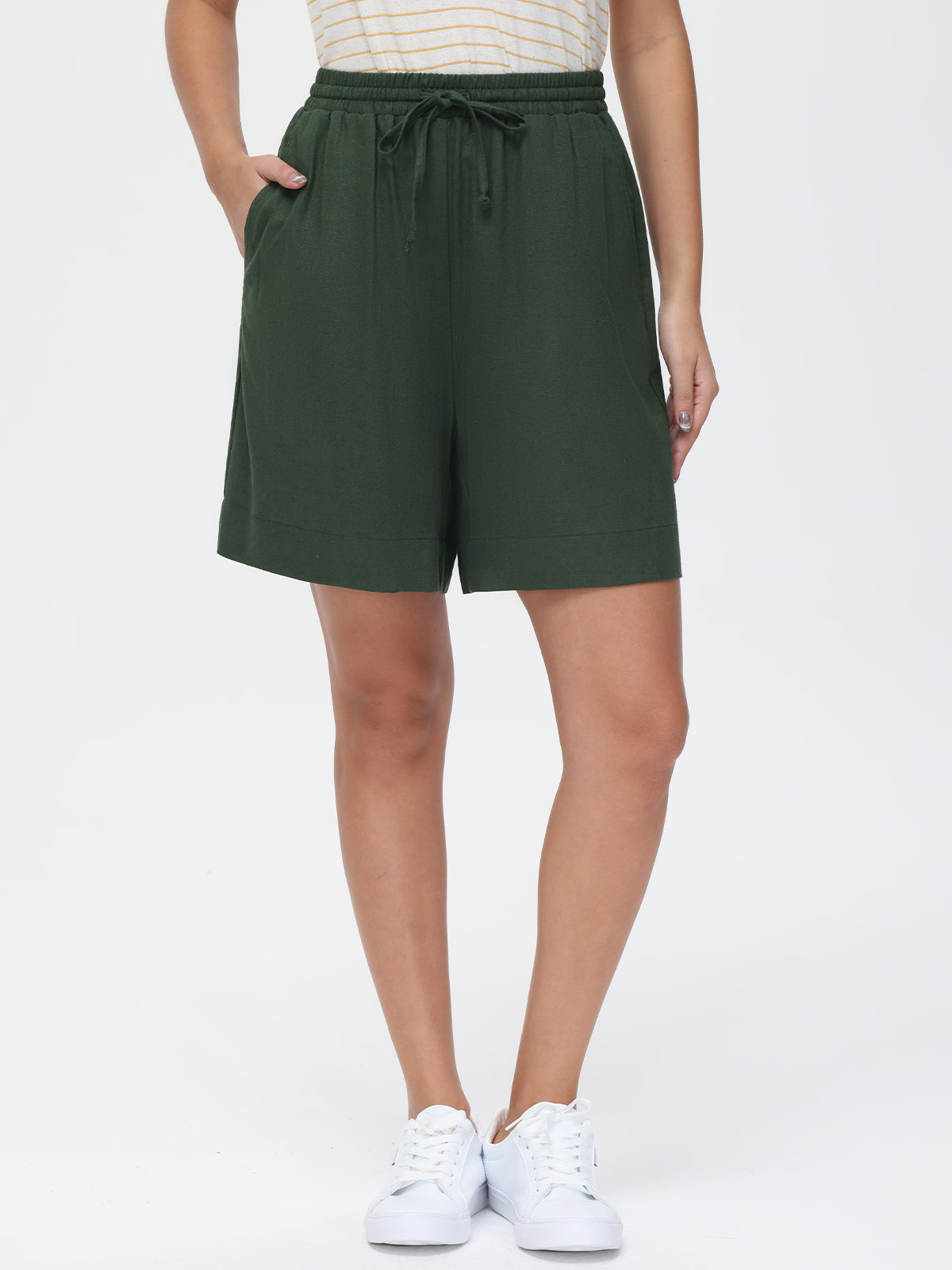 Mid Rise Short Bottom