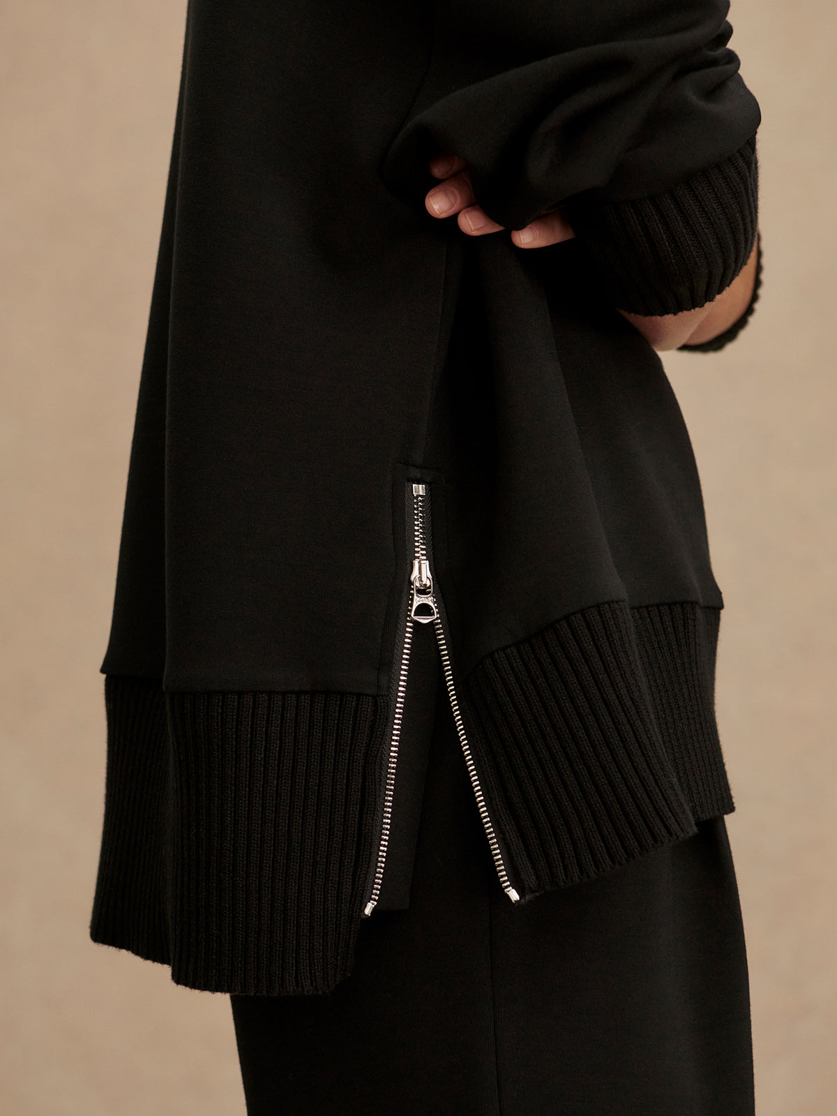 Barker High-Neck Sweat (Buy 2 Free Shipping)