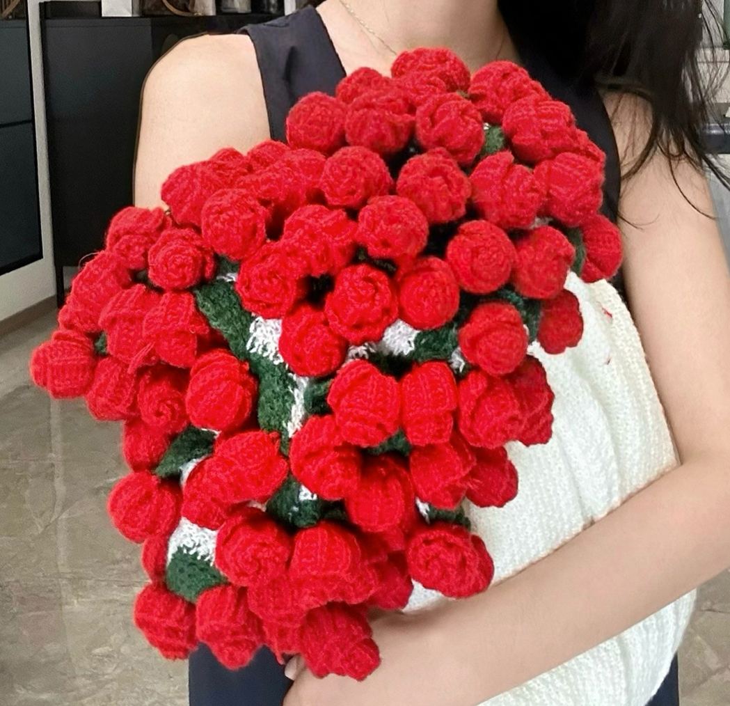 🌹 Rose Bouquet Blanket – A Gift of Warmth & Romancev