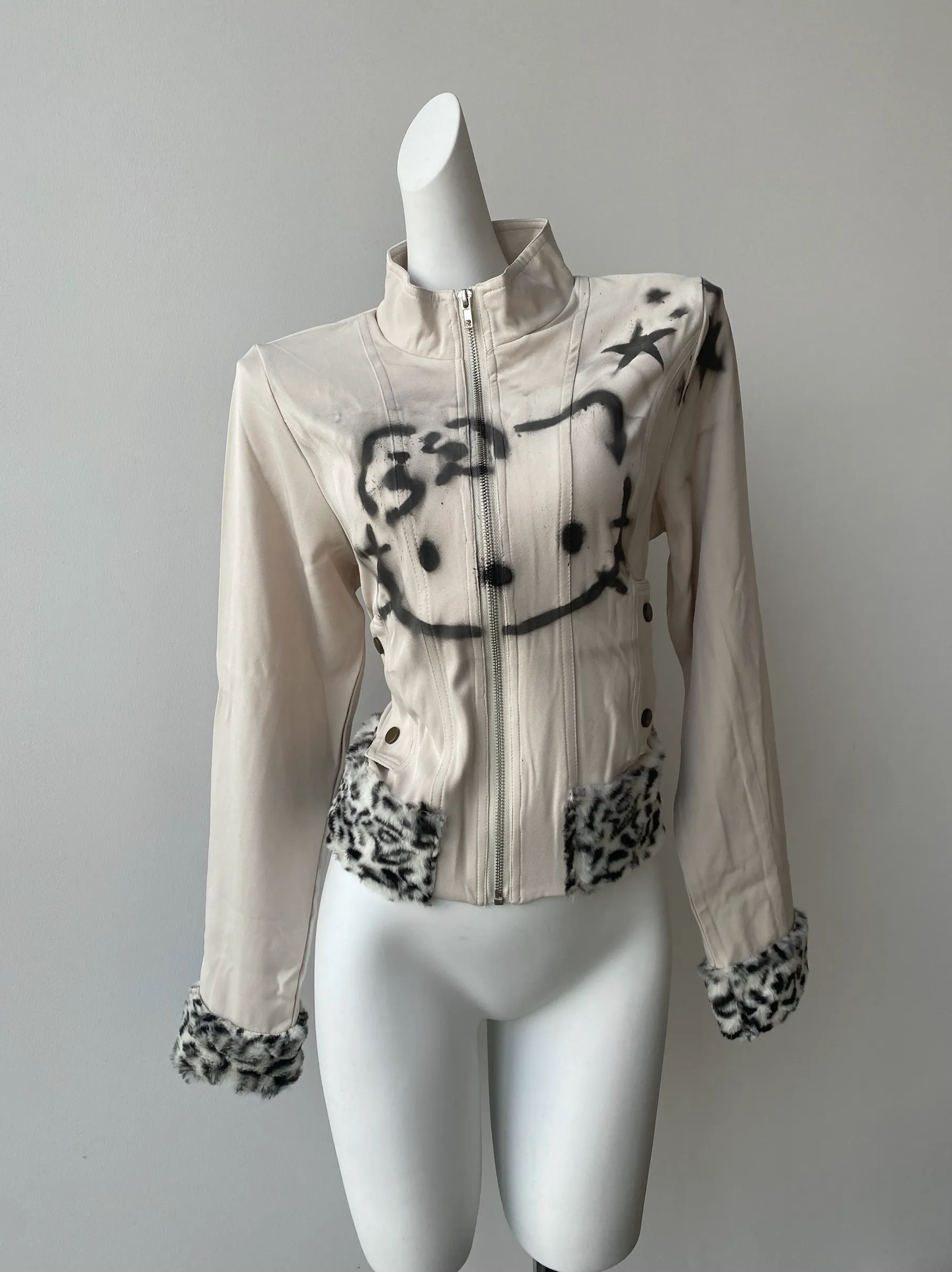 Hello Kitty Punk Graffiti Print Leather Jacket - Y2K Short Motorcycle Jacket for Women