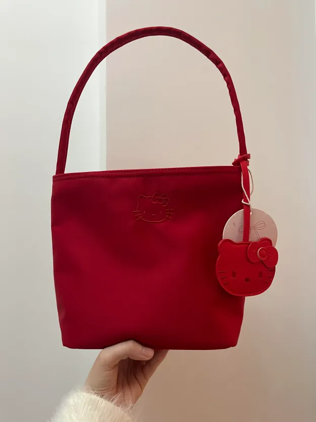 HK Red Embroidered Bucket Bag - Perfect for Commuting BB2249