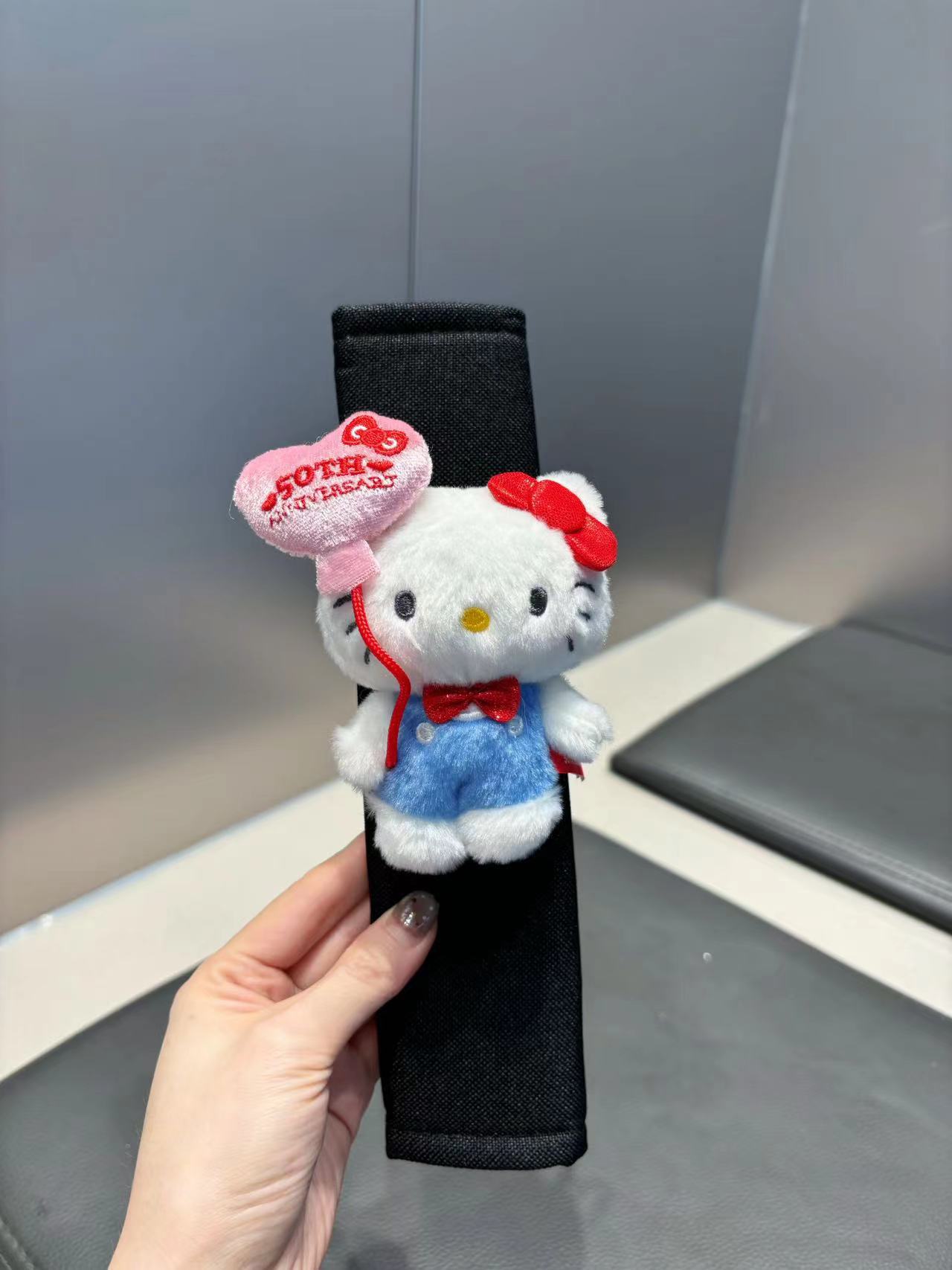 HK Car Seat Belt Pads - Kawaii Shoulder Protectors for Women & Kids 01250616