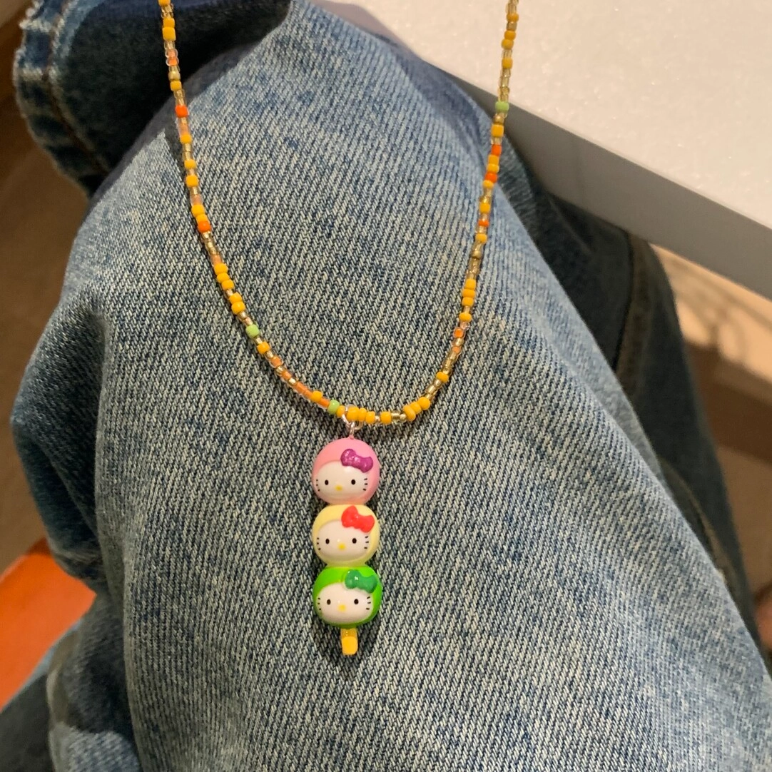 Adjustable HK Beaded Necklace – 40-46cm Length, Artisan Crafted with Unique Character Details 04250211