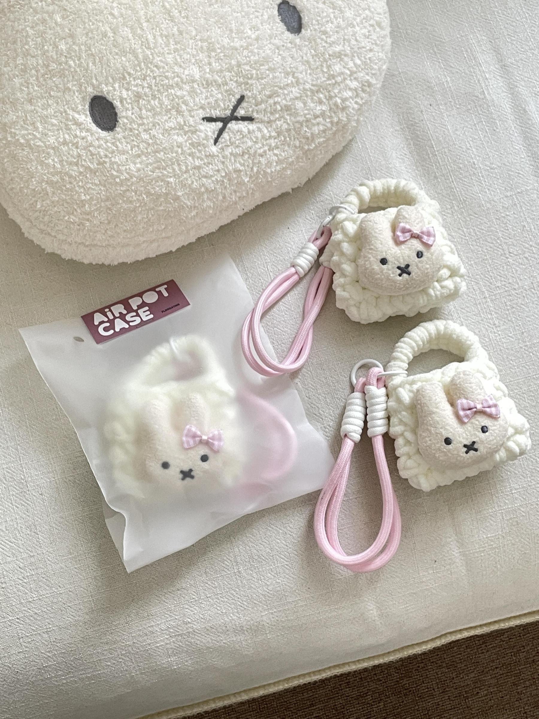 MF Bunny Plush Earphone Case Cute Furry Mini Pouch Bag With Wrist Strap 02251211