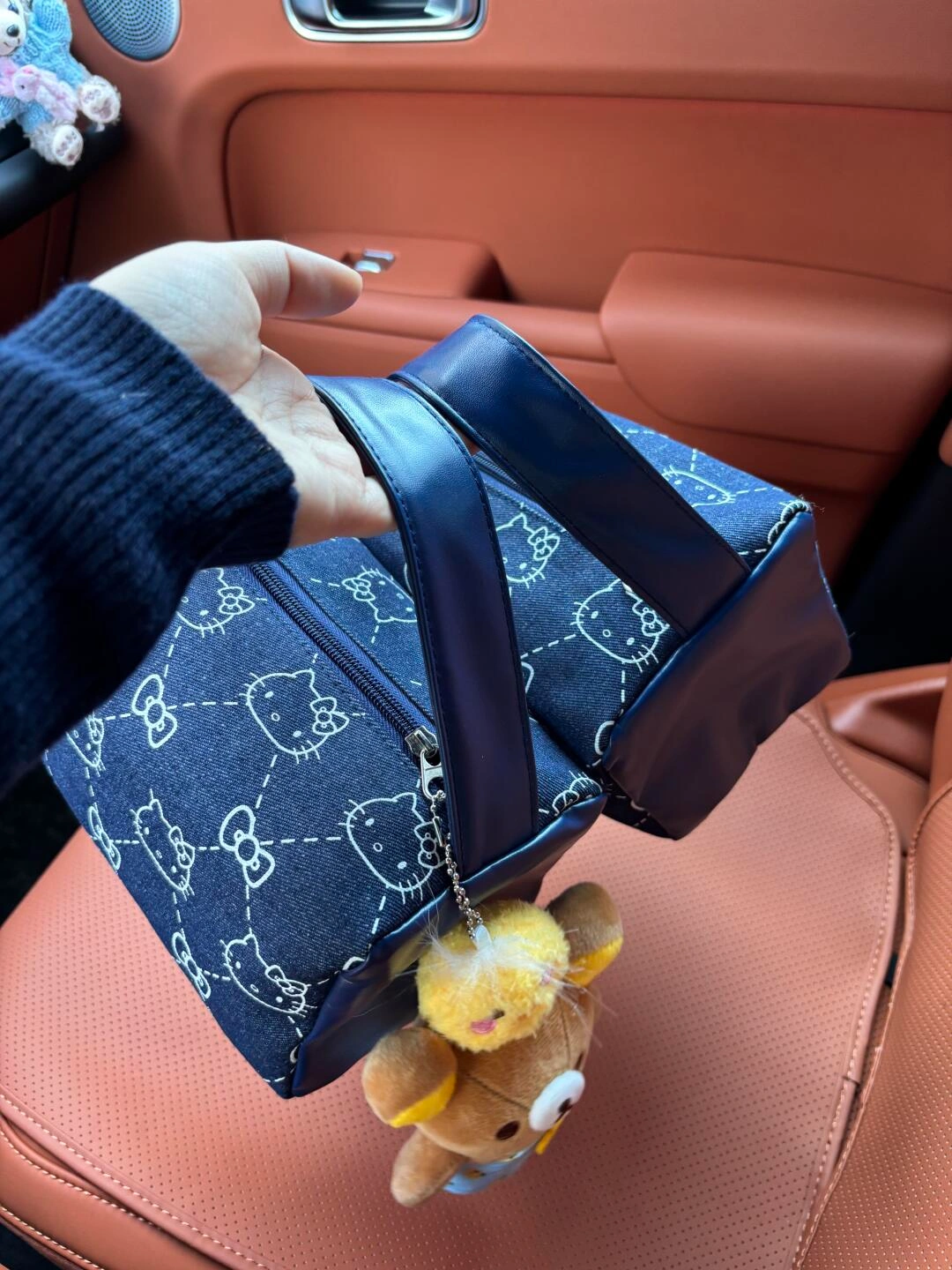 Cute Denim KT Print Tote Bag for Women - Large Capacity Makeup & Toiletry Organizer with Adjustable Strap 01250304