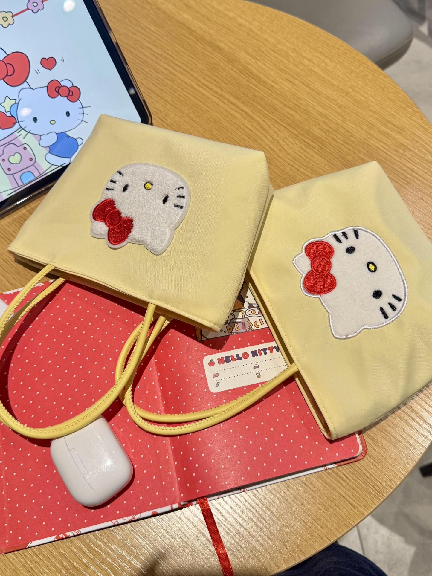 Creamy Kawaii HK Embroidered Tote Bag - Handheld Vintage-Inspired Shopper with Detachable Patch