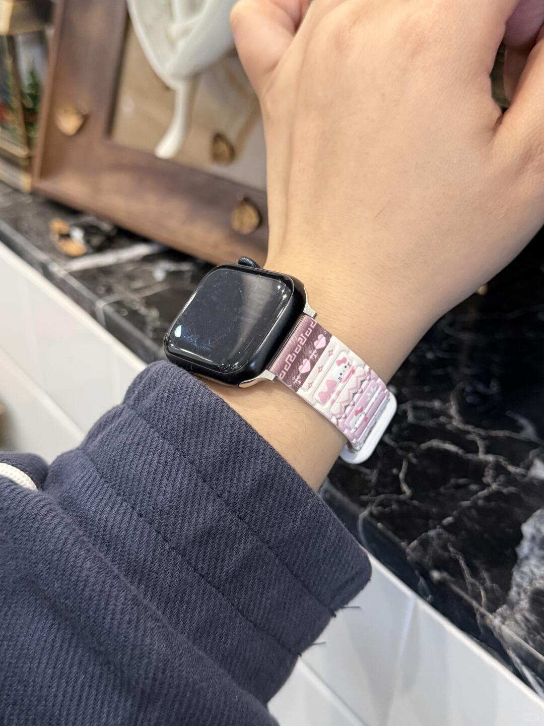 HK Cute Magnetic Smartwatch Band, Pink Pattern Strap for Apple Watch Compatible Models 01260128