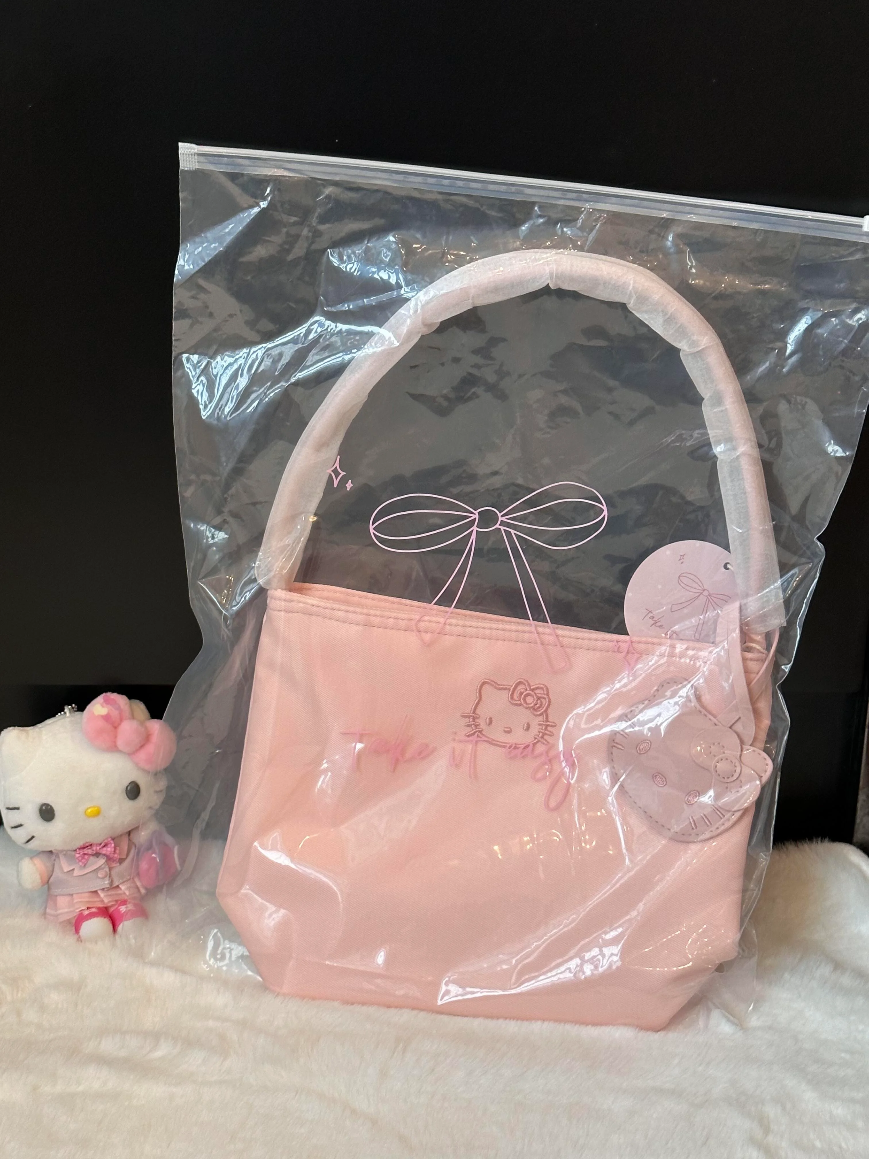 HK Embroidered Bucket Bag - Perfect for Commuting