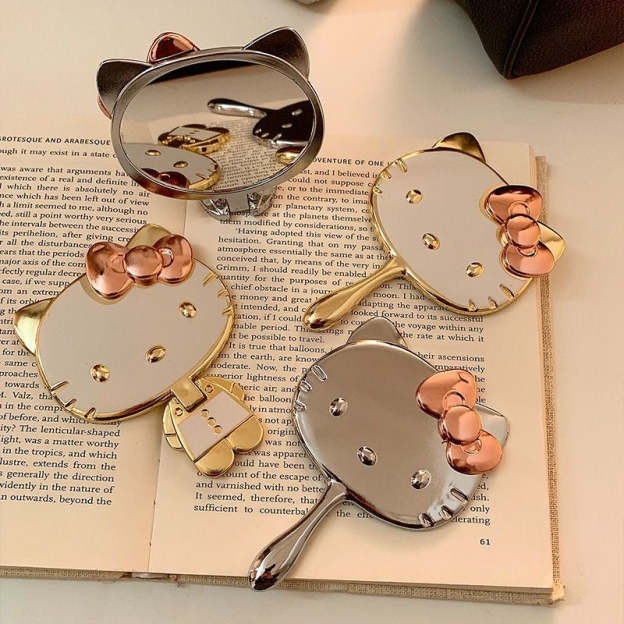 HK 3D Makeup Folding Mirror Set