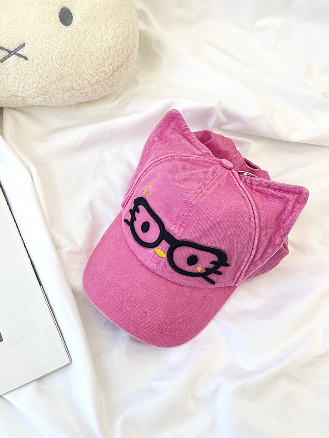 HK Cute Glasses Kitty Baseball Cap, Adjustable Summer Sun Hat for Women Girls, Fashion Kawaii Duckbill Cap 03250821