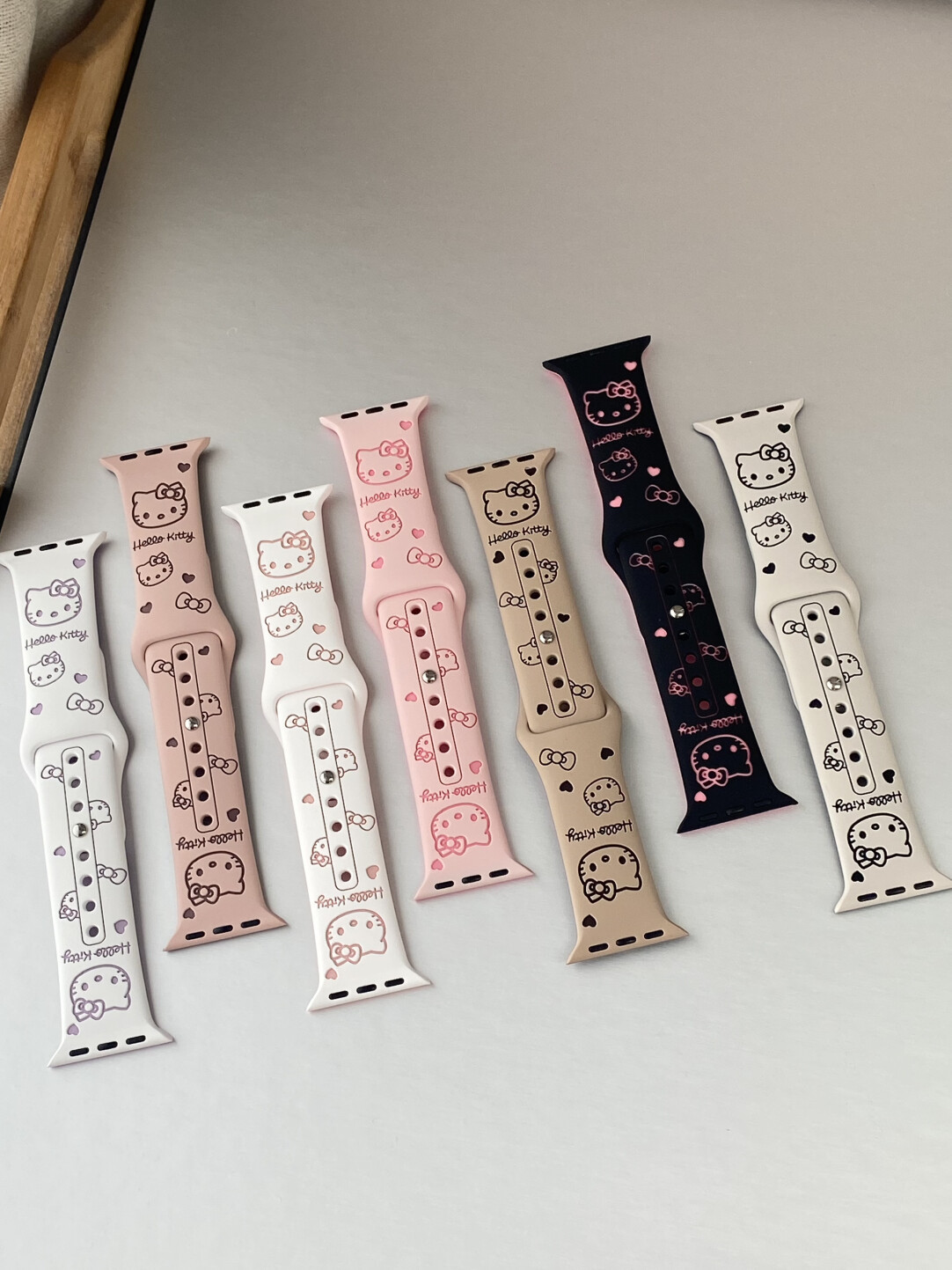 HK Silicone Engraved Watch Band, Cute Hello Kitty Carved Strap for Apple Watch SE/7/8/9/10