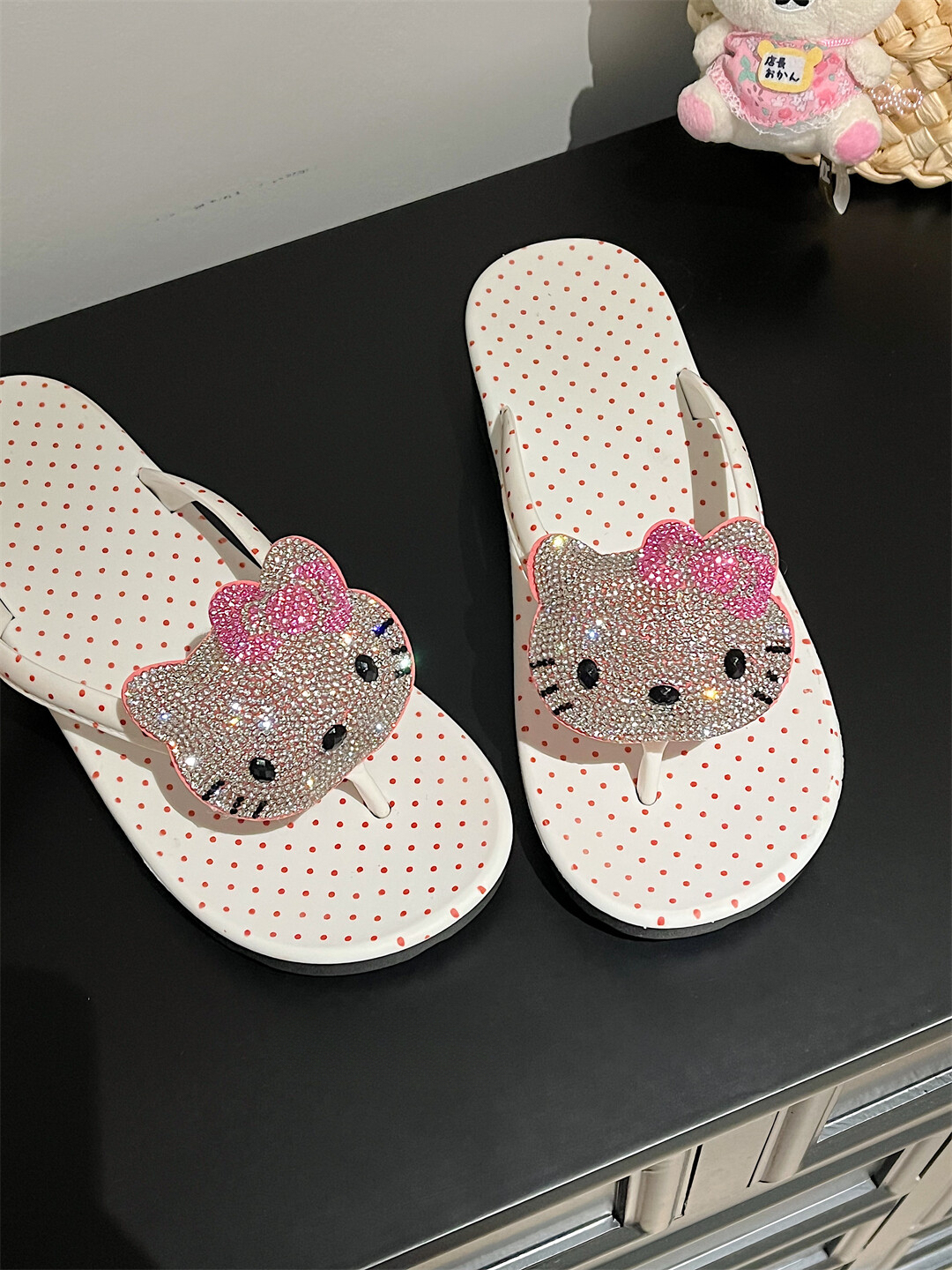 Kung Fu Kitty~ Cute Kitty Cat Flip-Flops for Women Summer New Thick Sole Non-Slip Beach Toe Post Sandals · White Thick Sole Plain 38-39 (Suitable for 37-38)