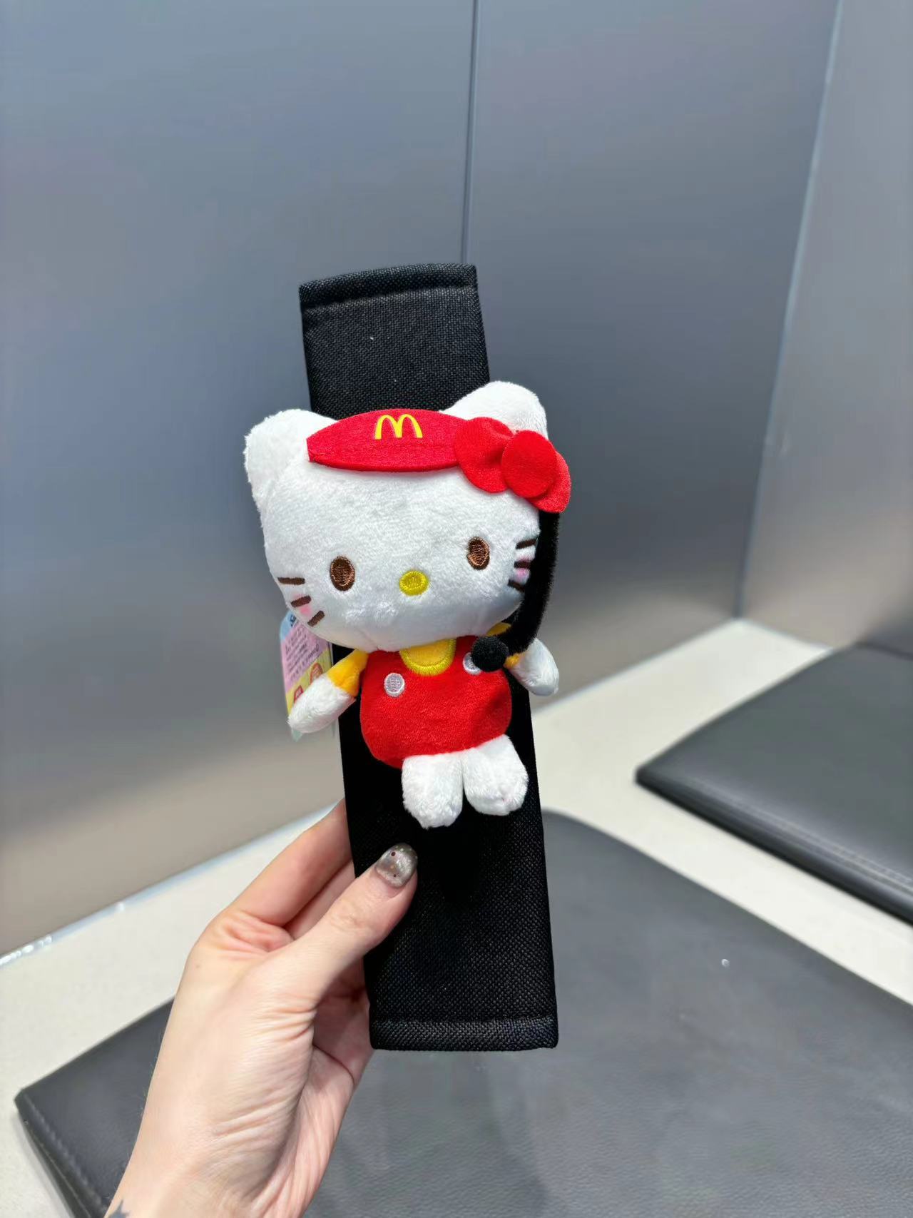HK Car Seat Belt Pads - Kawaii Shoulder Protectors for Women & Kids 01250616