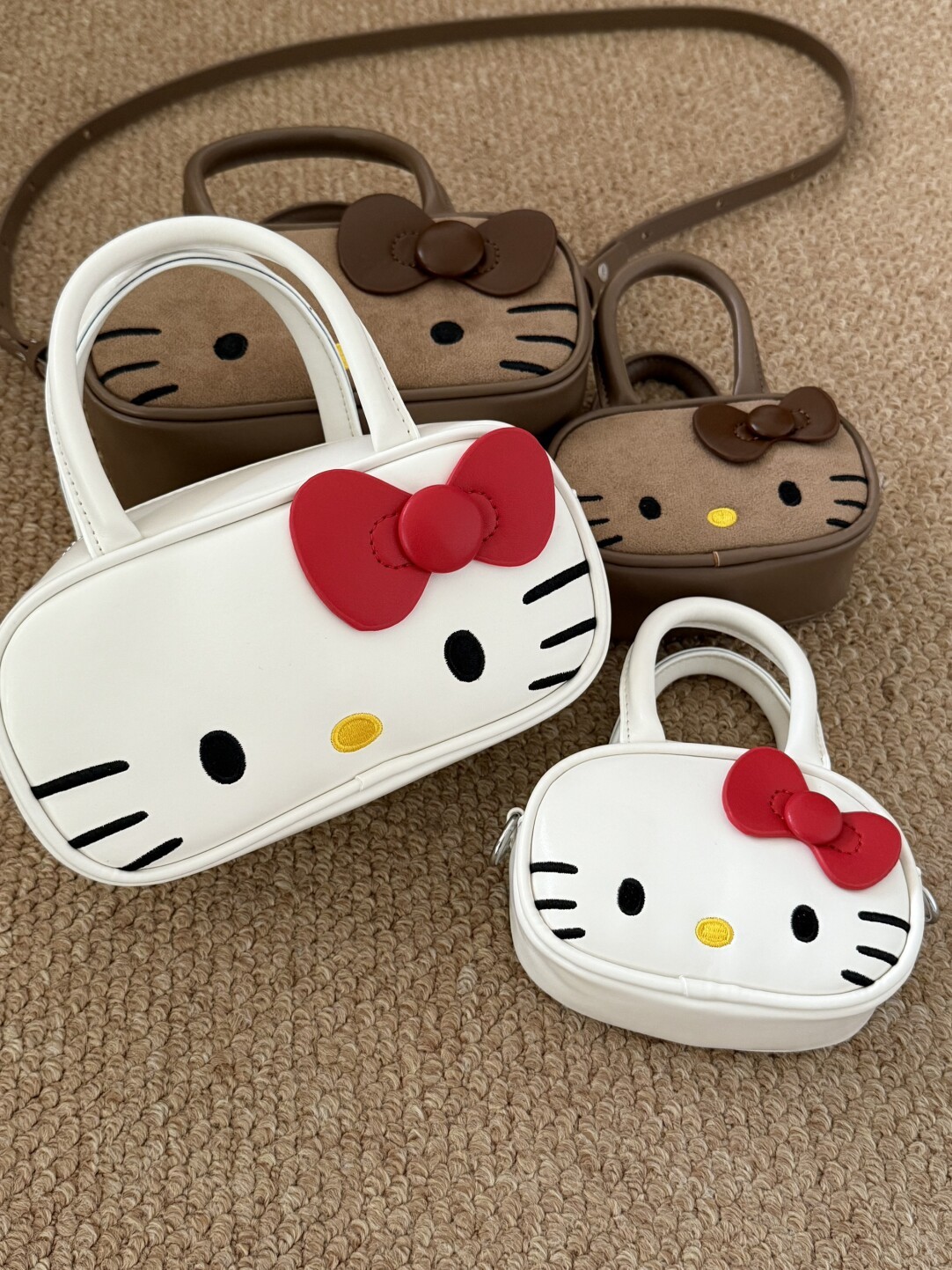 HK White Boston Bag, Cute Cartoon Shoulder Handbag, Small Crossbody Purse for Women, Kawaii Travel Tote with Mini Option 01251008