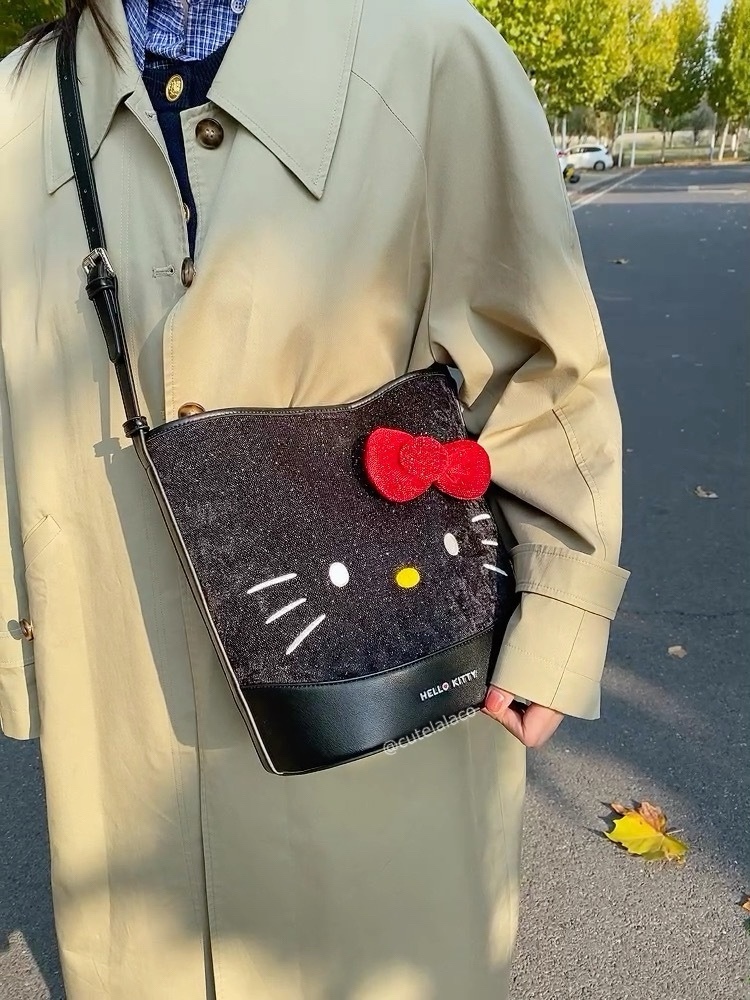 (Pre-Order) HK Big Face Cat Head Black Tote Bag