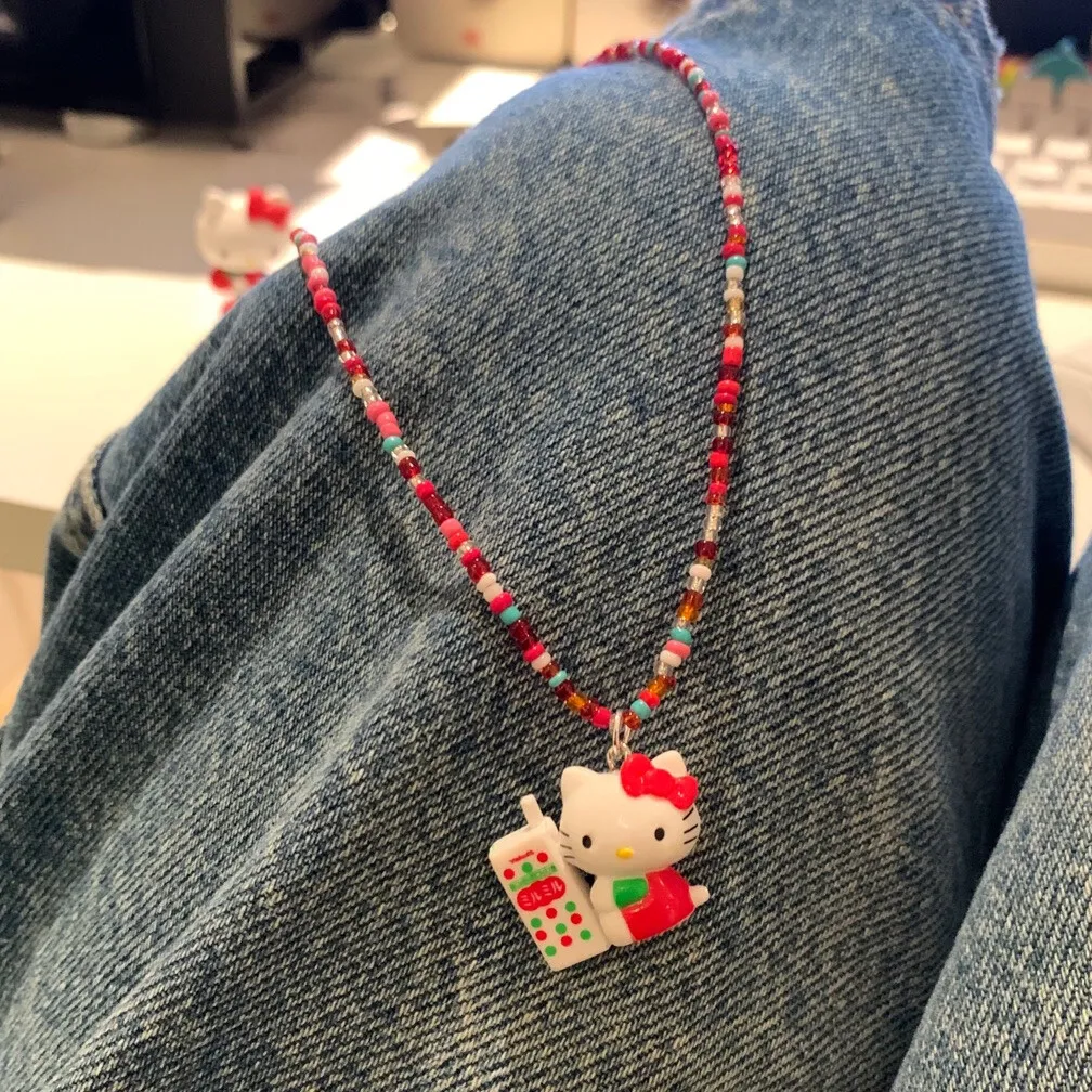 Adjustable HK Beaded Necklace – 40-46cm Length, Artisan Crafted with Unique Character Details 04250211