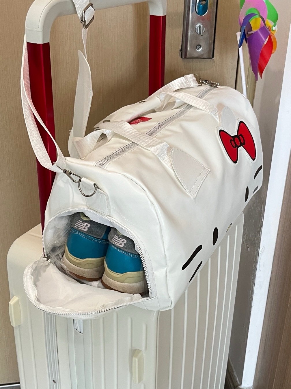 HK Cute Large Capacity Shoulder Bag - Crossbody Gym Tote Bag