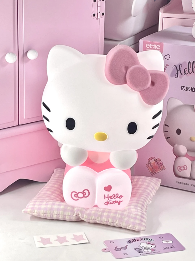 Cute Eye-Caring Hello Kitty Pat Lamp