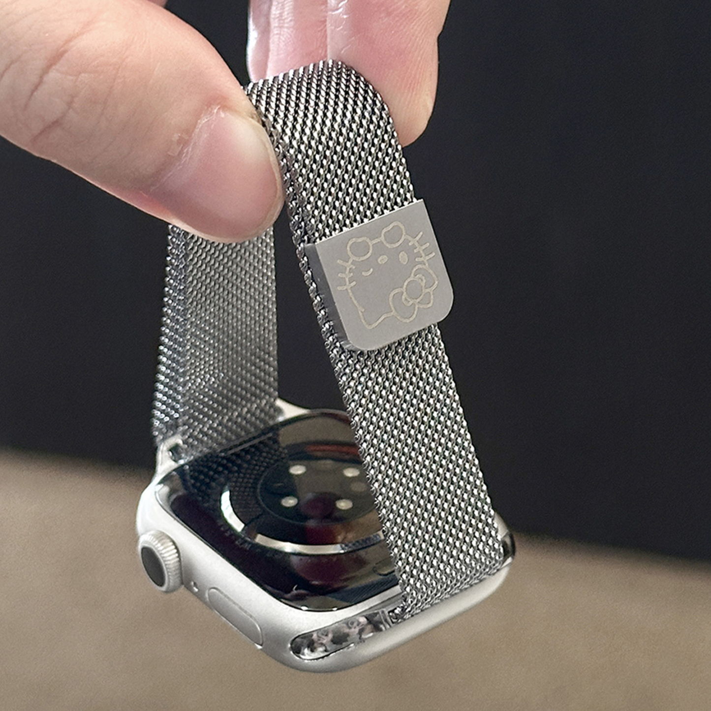 HK Milanese Stainless Steel Watch Band, Slim Breathable Metal Strap for Apple Watch, Adjustable Wristband Women