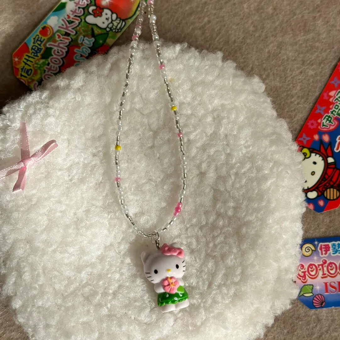 Adjustable HK Beaded Necklace – 40-46cm Length, Artisan Crafted with Unique Character Details 04250211
