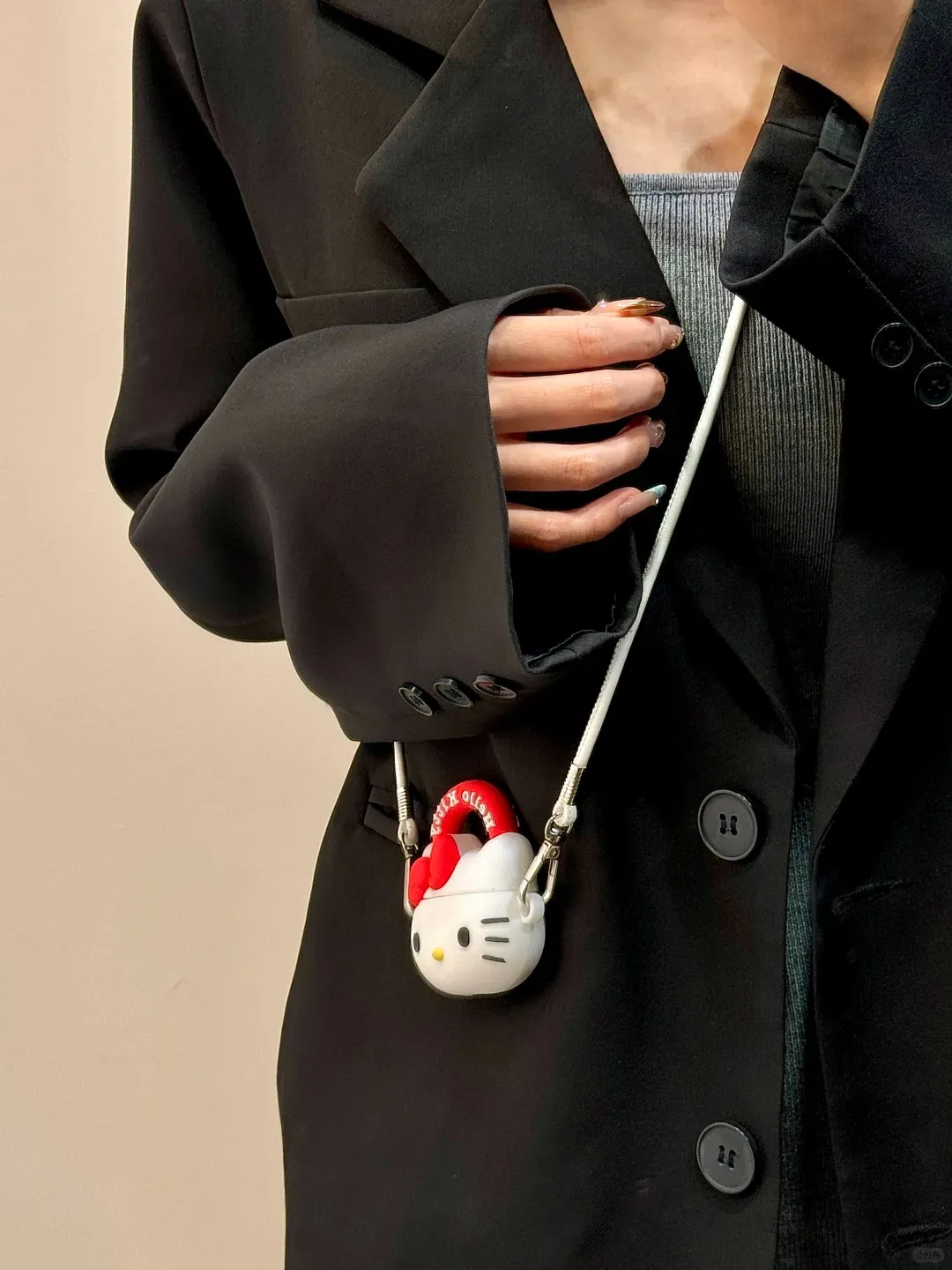 3D Hello Kitty Silicone AirPods Case with Strap – Cute & Convenient Carrying