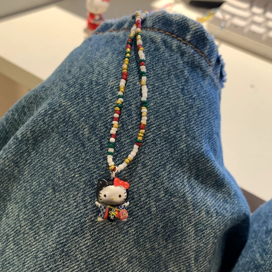 Adjustable HK Beaded Necklace – 40-46cm Length, Artisan Crafted with Unique Character Details 04250211