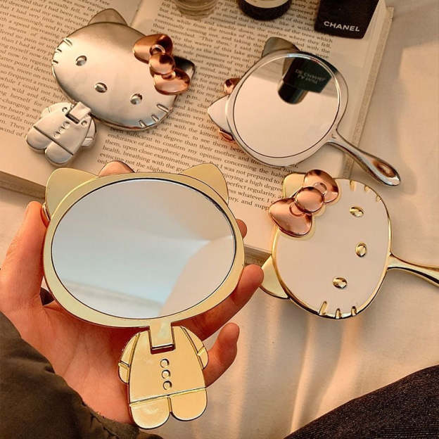 HK 3D Makeup Folding Mirror Set