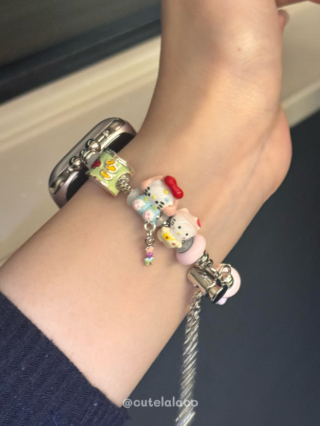 Handmade HK Beaded Apple Watch Band - Kawaii Charm for Series 1-9 & Ultra 02250305
