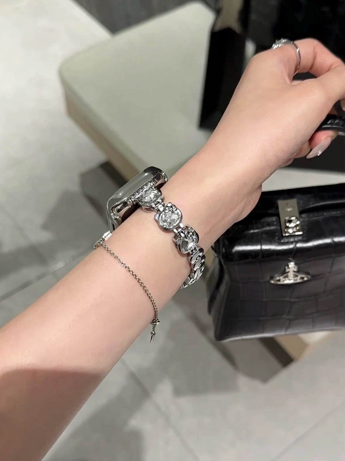 HK Apple Watch Band Diamond Jewelry Metal Strap Bands with Crystal Tempered Glass Screen Protector Case Round Shiny Bracelet Wristband for iWatch Series-cutelalaco