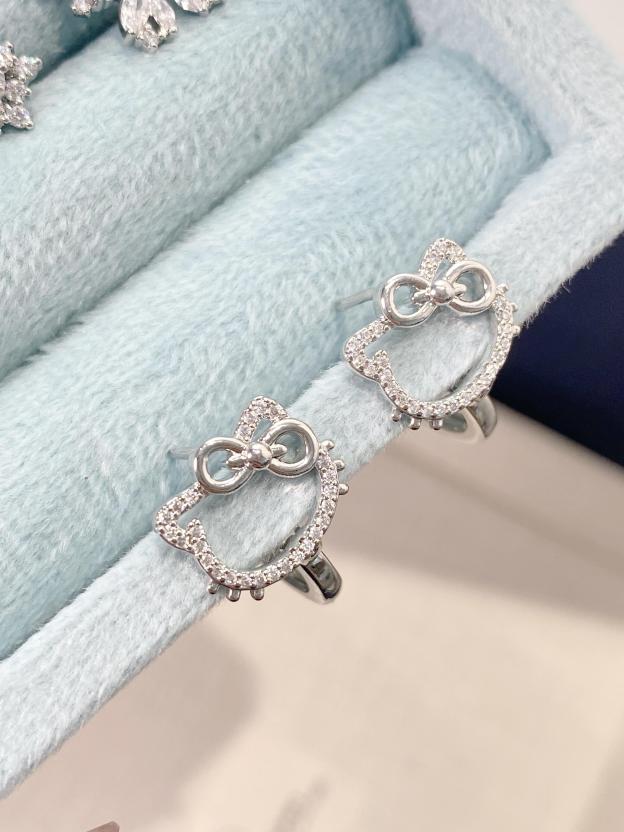 HK Zircon Huggie Earrings – Cute Alloy Ear Cuffs for Girls, Delicate 0.8mm Post, 10mm Inner Diameter 