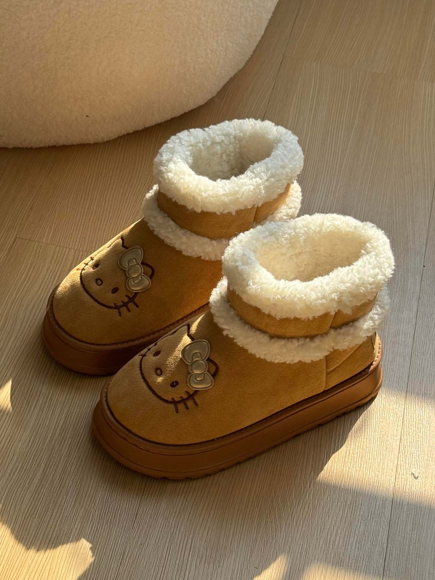 HK Cute Pompon Lace Up Fur Winter Snow Boots Fluffy Boots Shoes