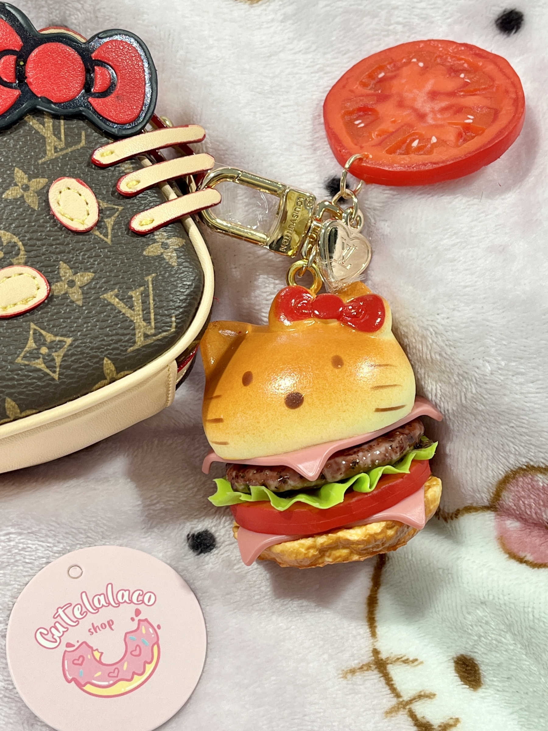 HK Mini Designer-Inspired Cartoon Cat Burger Bag Charm with Tomato Slice Pendant Use 01260720
