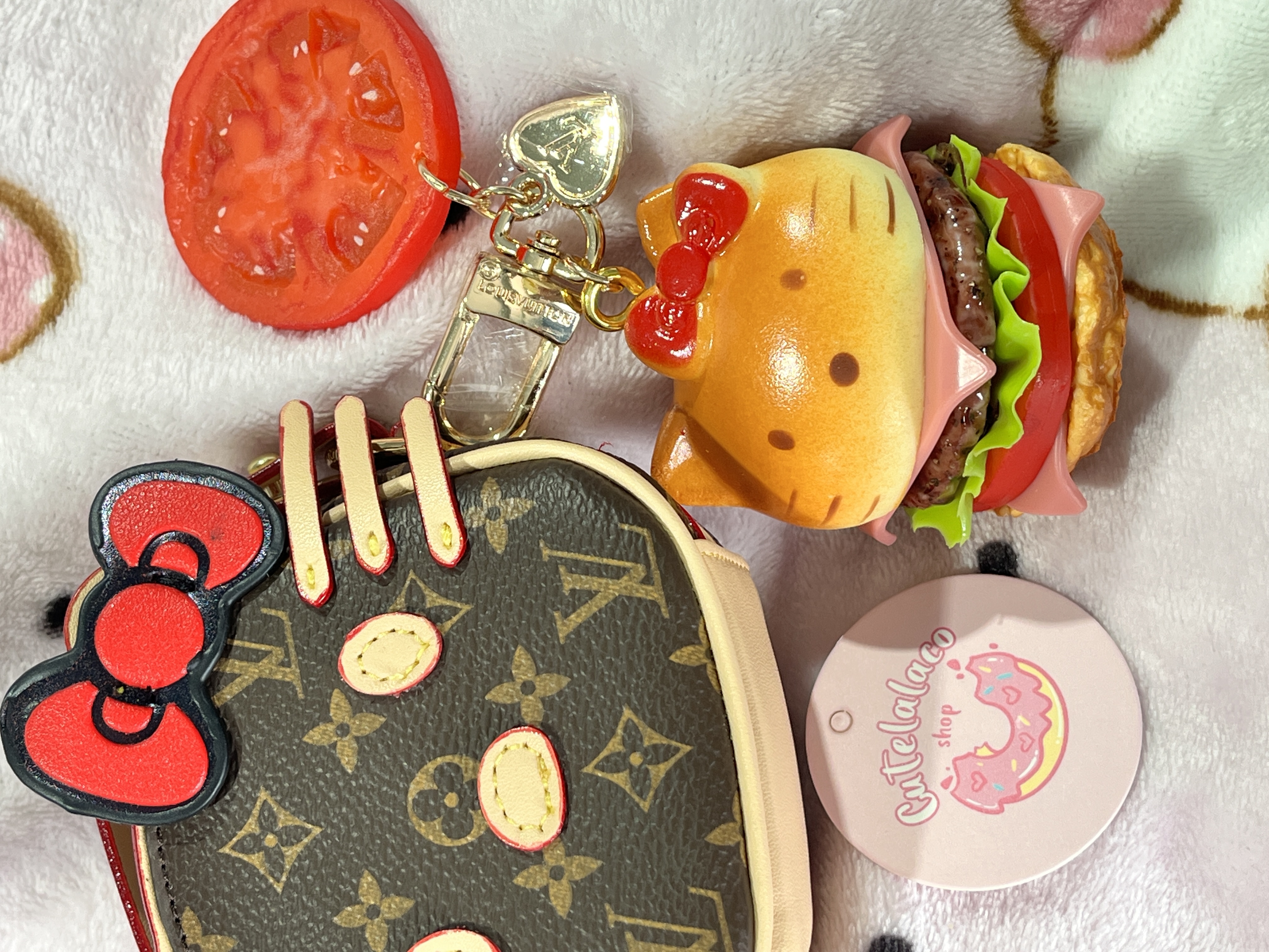 HK Mini Designer-Inspired Cartoon Cat Burger Bag Charm with Tomato Slice Pendant Use 01260720