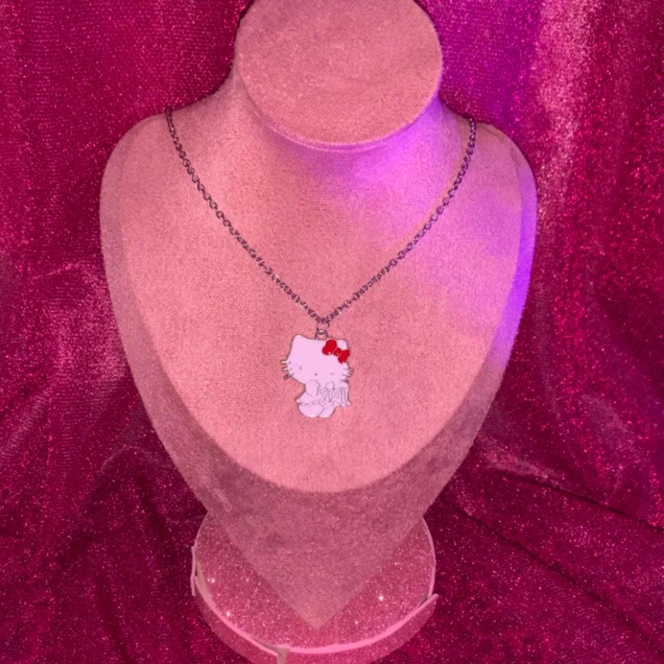 2Pcs HKDemons and Angels Pendant Necklaces as BFFs Necklace Couples Jewelry Accessories Gifts