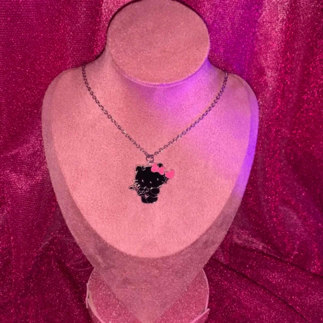 2Pcs HKDemons and Angels Pendant Necklaces as BFFs Necklace Couples Jewelry Accessories Gifts