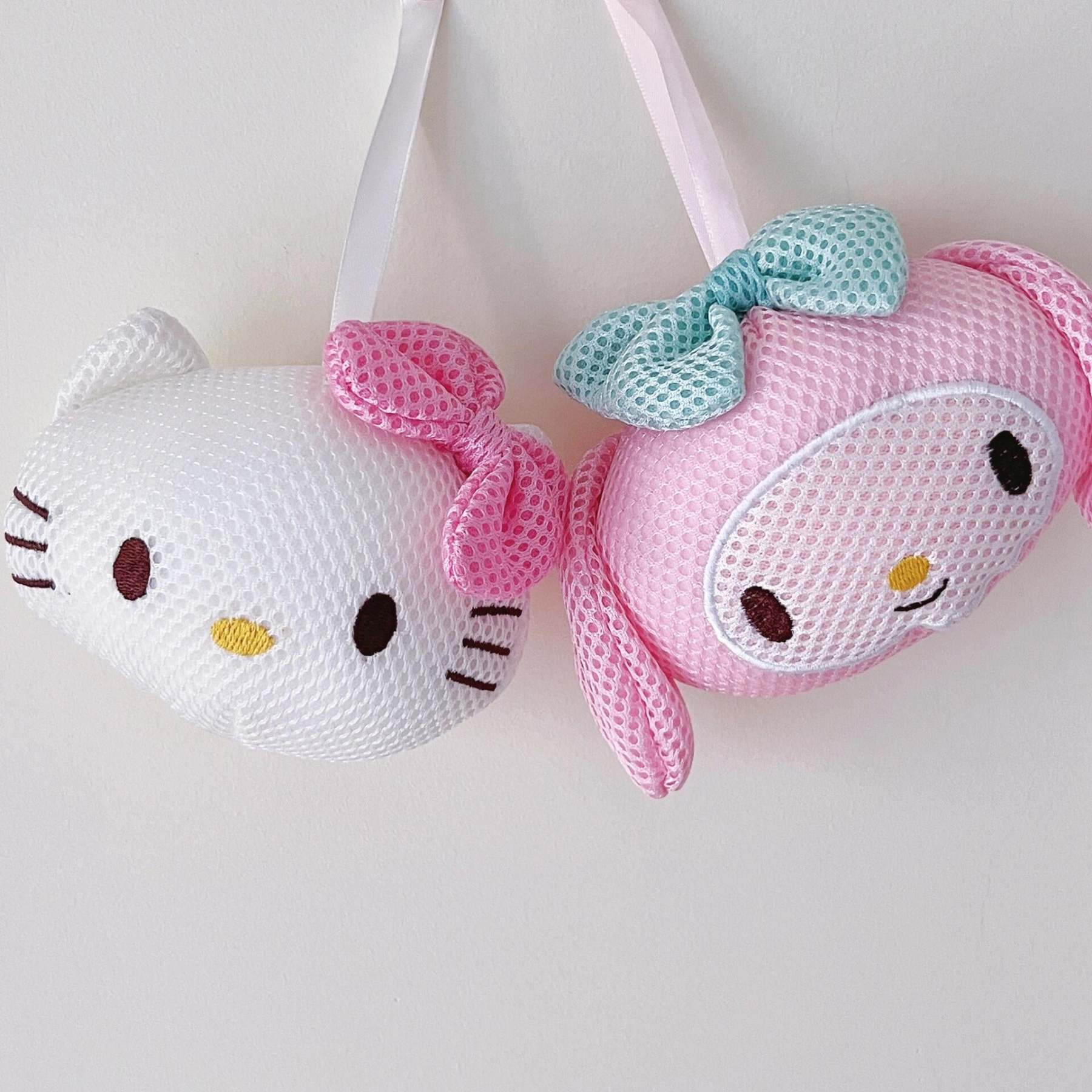  Shower Ball Gentle Exfoliating Bath Sponge Loofah Pouf-cutelalaco