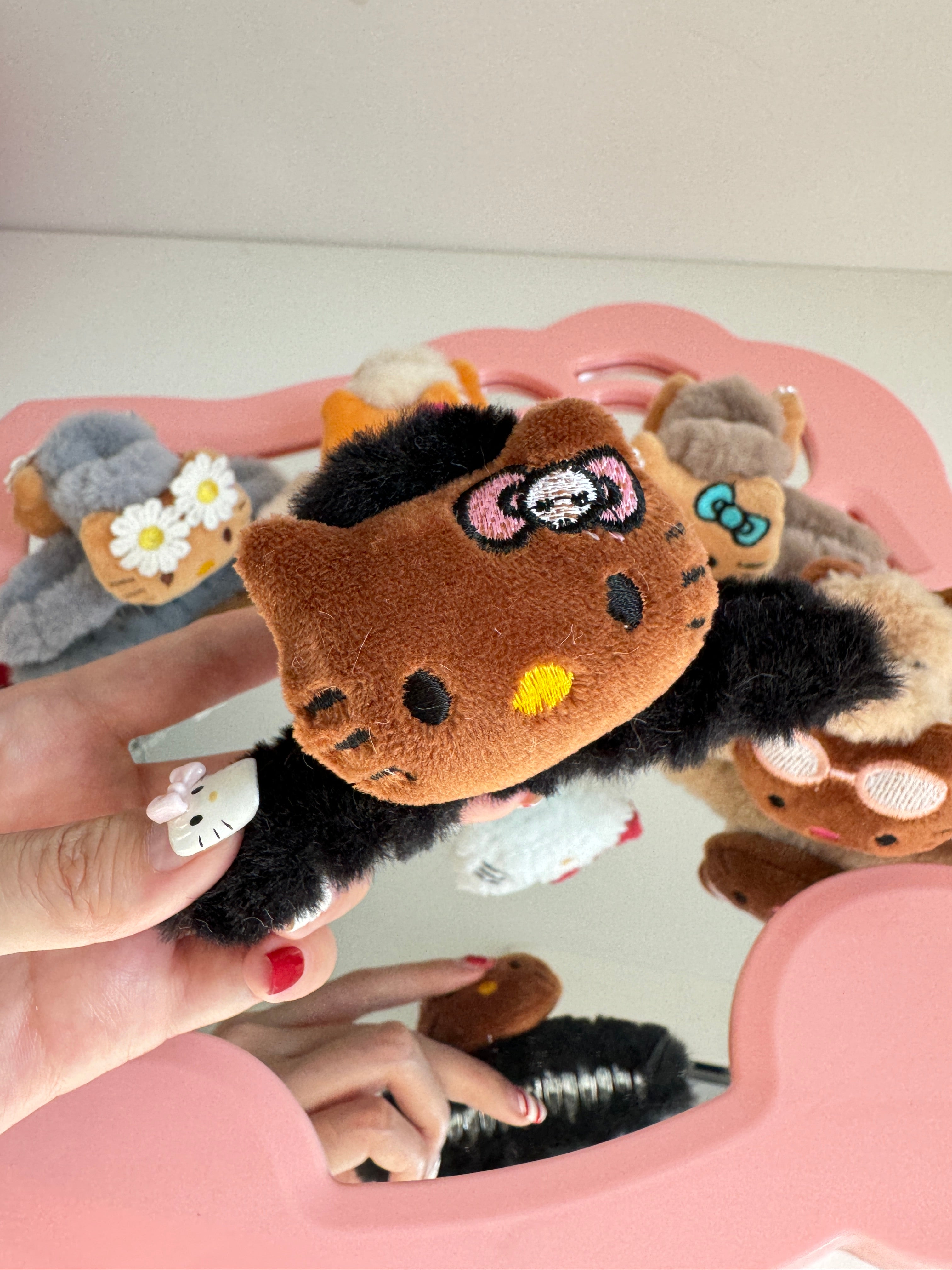 HK Plush Claw Clip  Cute Hair Clips for Women Girls(1 Pcs)-cutelalaco