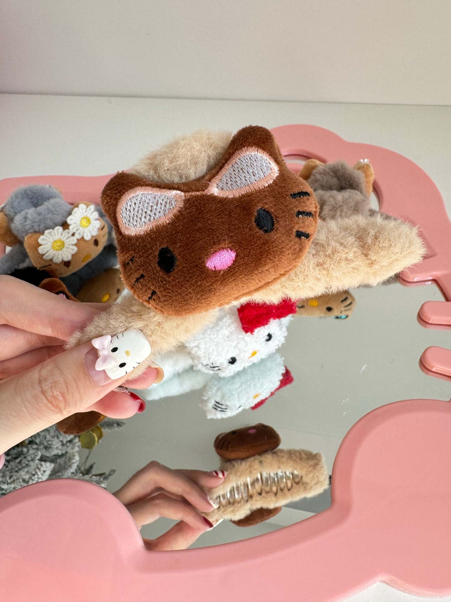HK Plush Claw Clip  Cute Hair Clips for Women Girls(1 Pcs)-cutelalaco