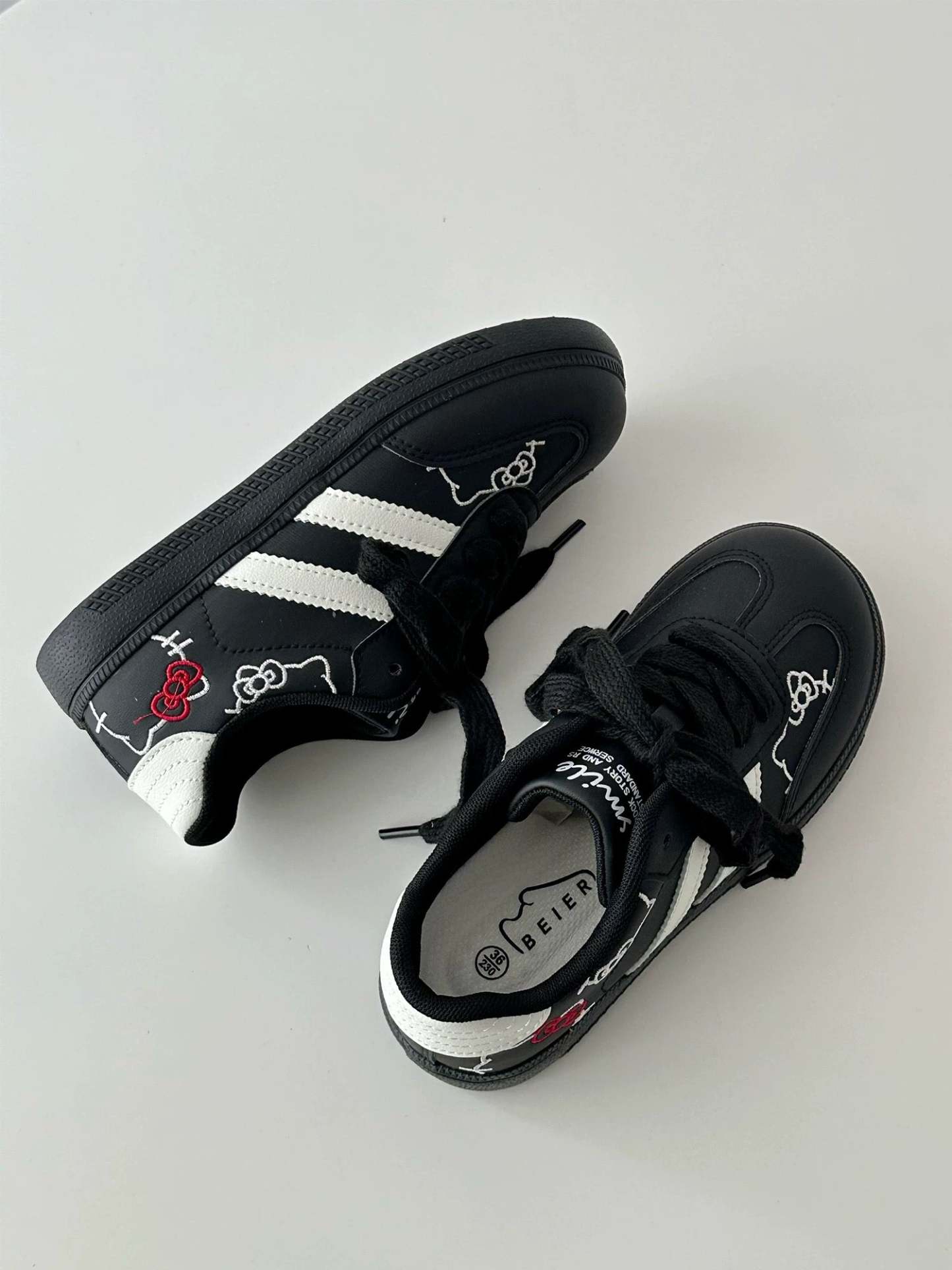 HK Embroidery Cute Sneakers Casual Fashion Comfortable Classic Shoes