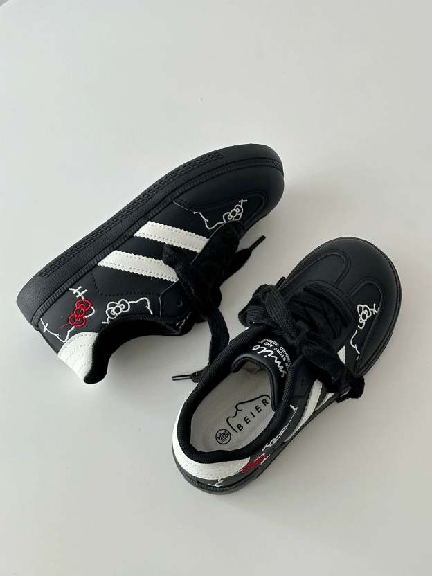 HK Embroidery Cute Sneakers Casual Fashion Comfortable Classic Shoes