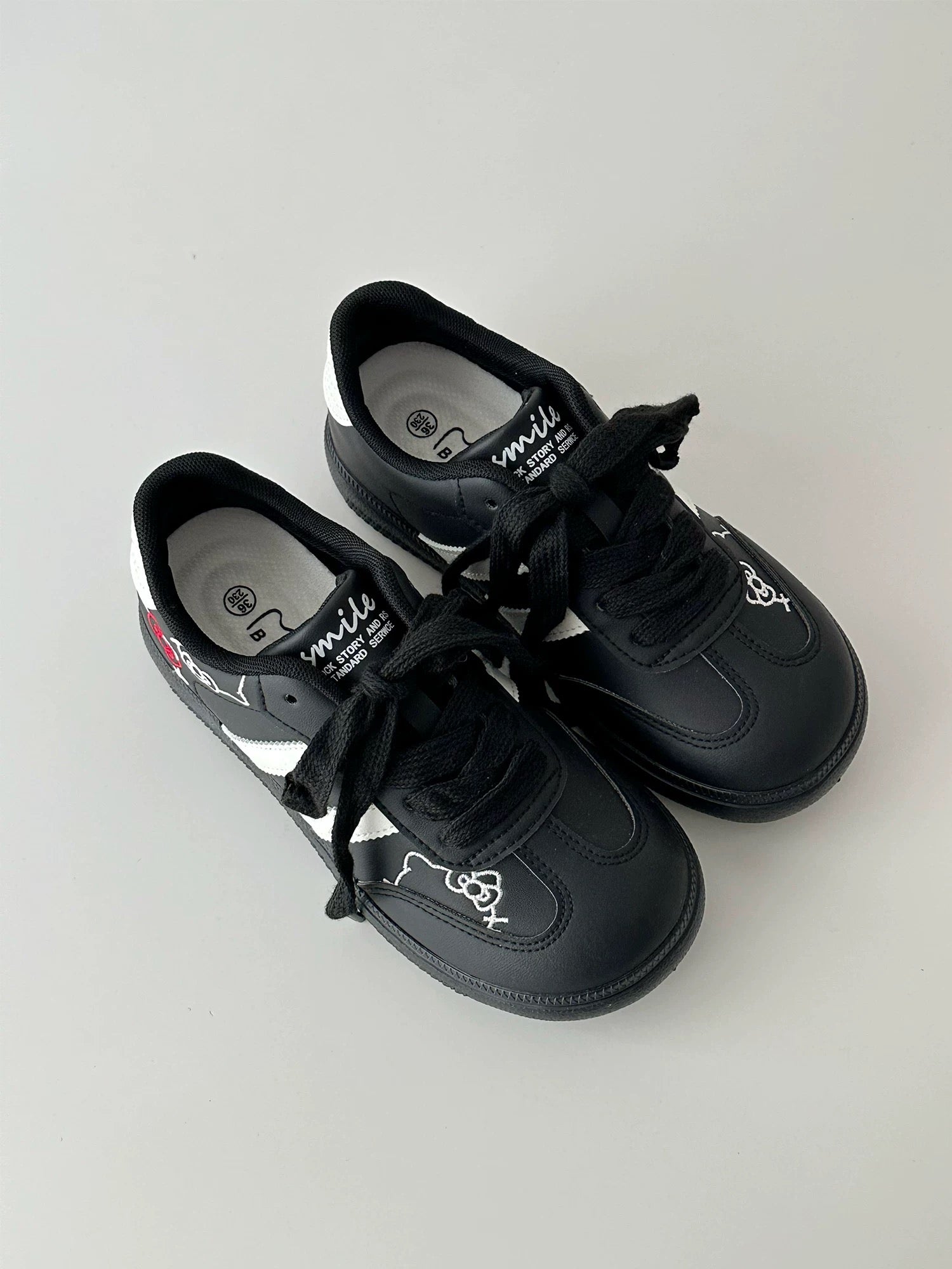 HK Embroidery Cute Sneakers Casual Fashion Comfortable Classic Shoes