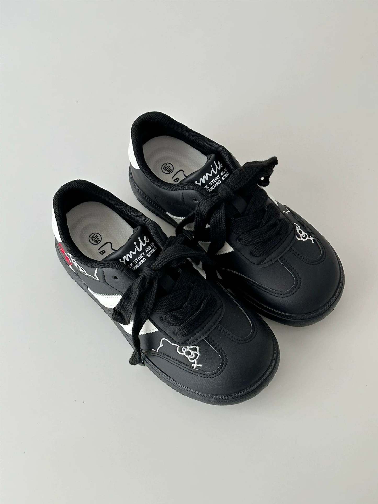 HK Embroidery Cute Sneakers Casual Fashion Comfortable Classic Shoes