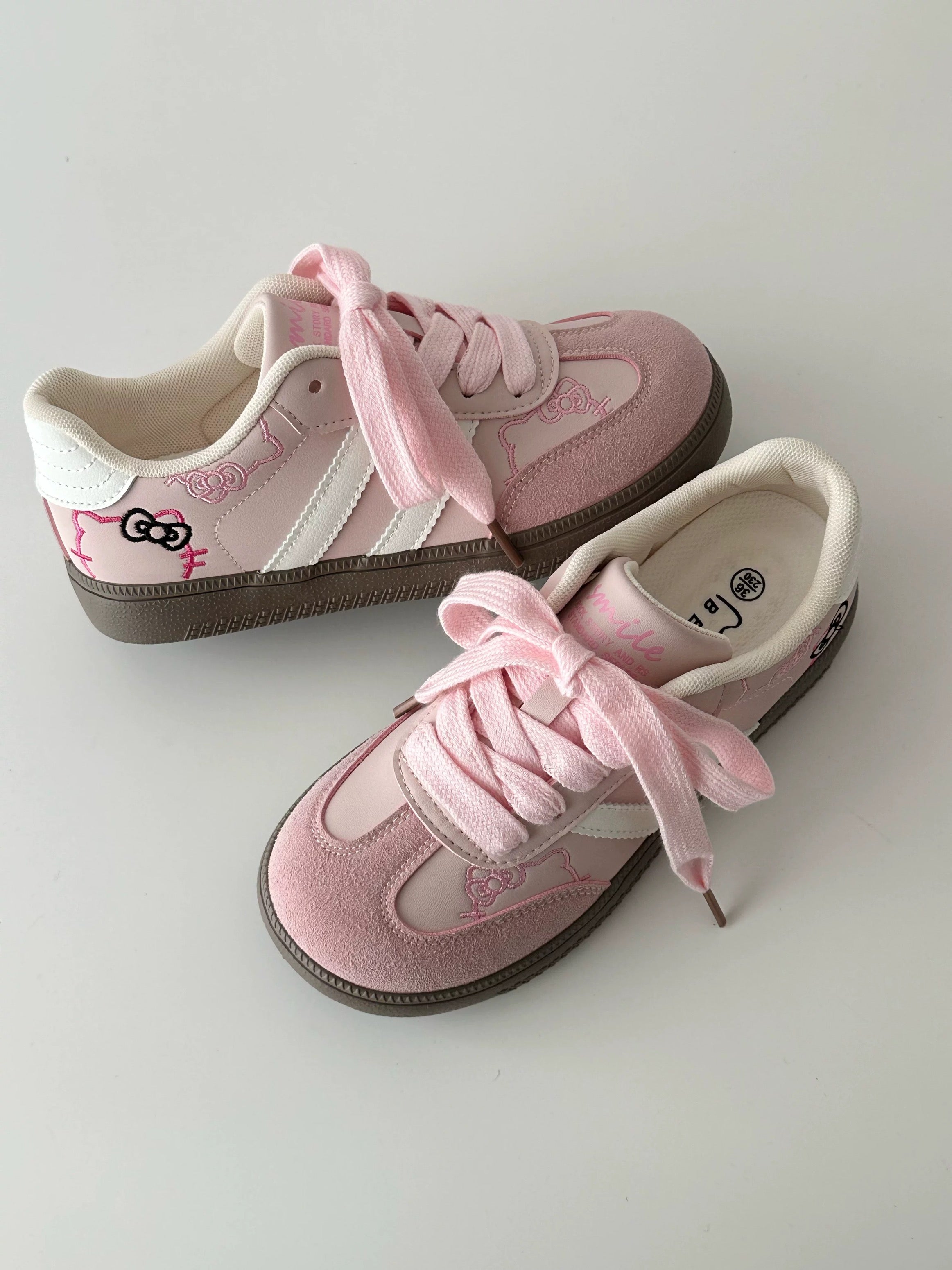 HK Embroidery Cute Sneakers Casual Fashion Comfortable Classic Shoes