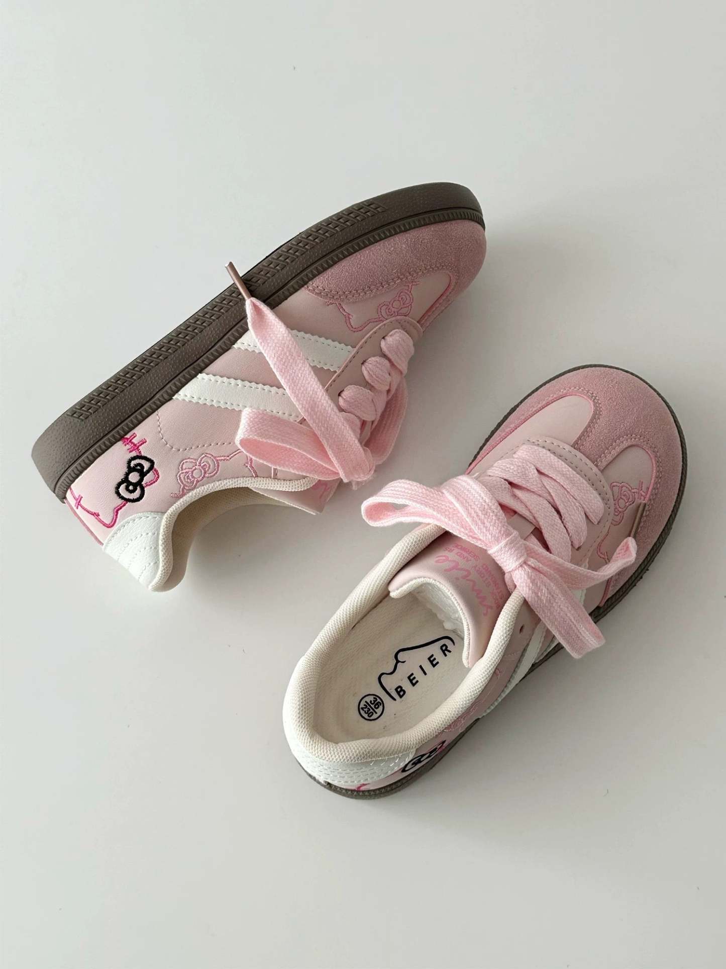 HK Embroidery Cute Sneakers Casual Fashion Comfortable Classic Shoes