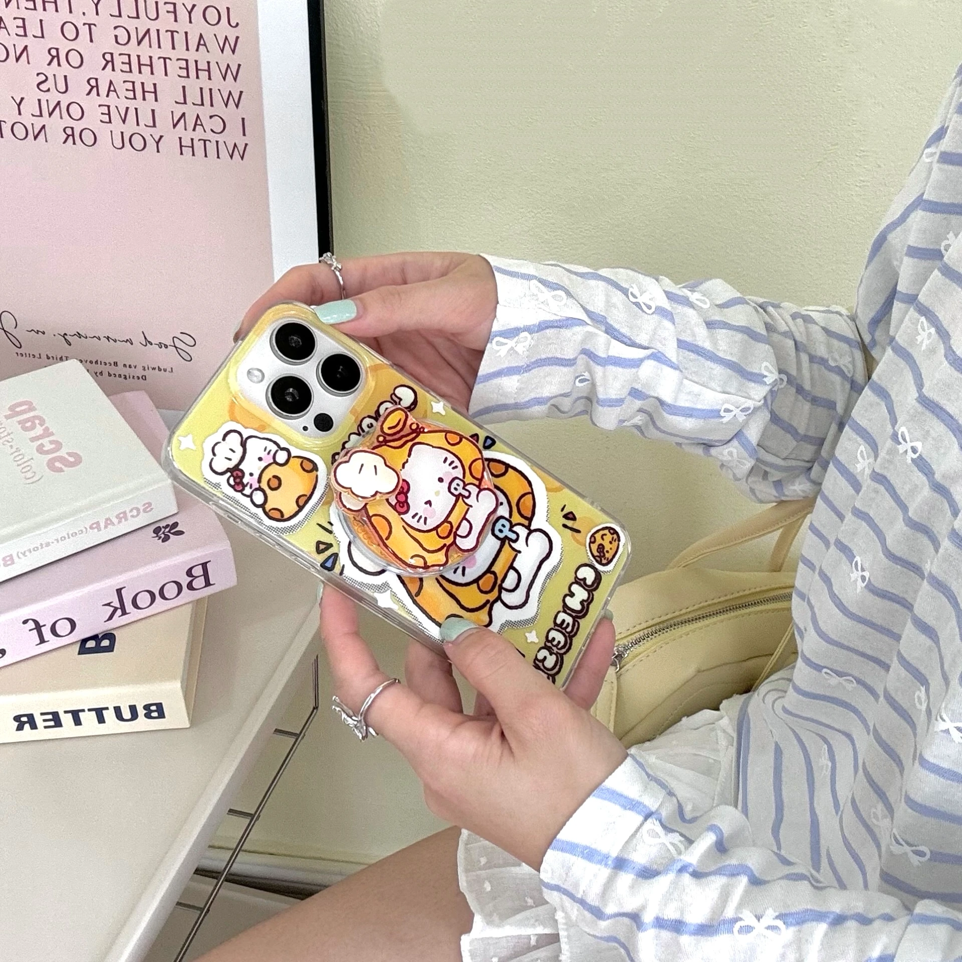 HK Cute Cheese Glossy MagSafe Full-Cover Case (MagSafe Magnetic Wobble Phone Stand) 