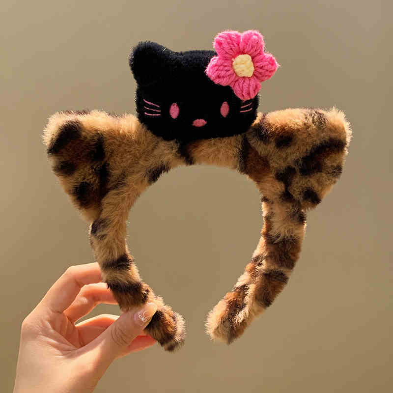 Cute Tan Hello Kitty Leopard Print Plush Headband – Skincare & Makeup Cartoon Hair Accessory