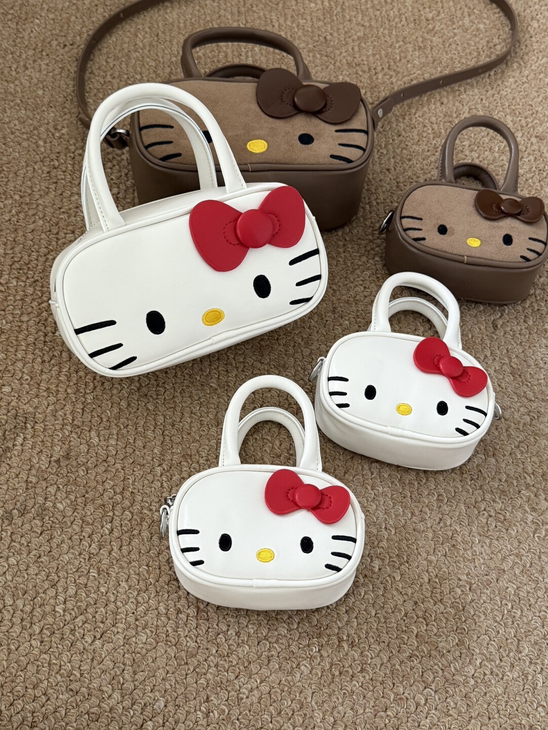 HK White Boston Bag, Cute Cartoon Shoulder Handbag, Small Crossbody Purse for Women, Kawaii Travel Tote with Mini Option 01251008