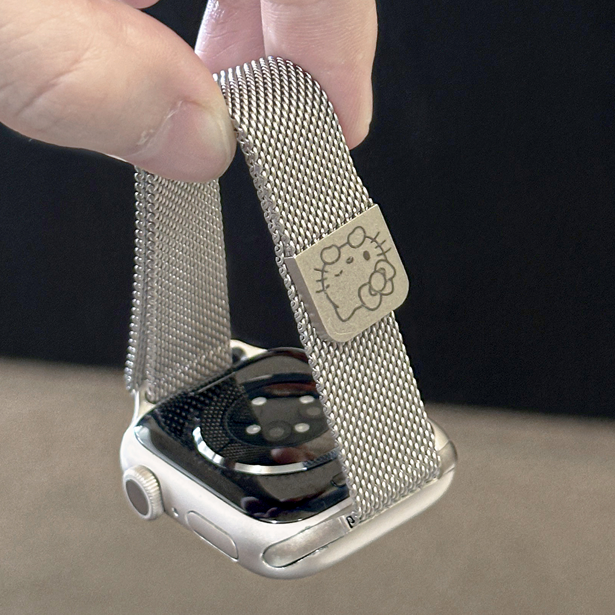 HK Milanese Stainless Steel Watch Band, Slim Breathable Metal Strap for Apple Watch, Adjustable Wristband Women