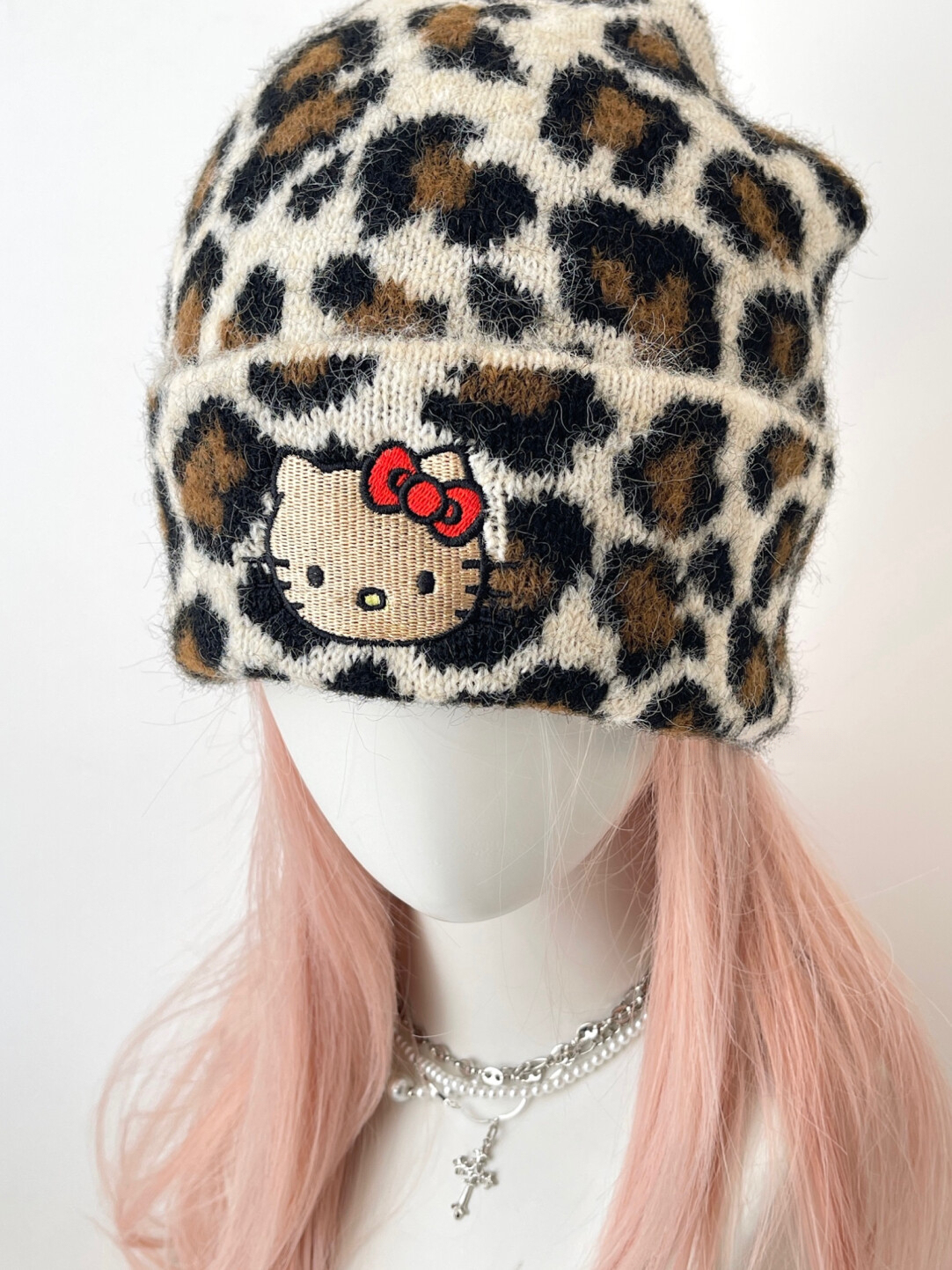HK Leopard Knit Beanie for Women, Cute Warm Winter Hat, Elastic Cozy Skull Cap, Fashionable Knitted Headwear for Cold Weather 01250923